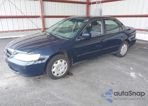 2000 Honda Accord 2.3 Lx из США, поврежденный, VIN 1HGCG6659YA071459